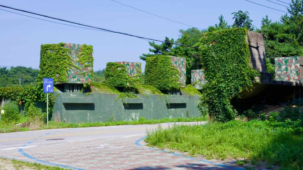 Roadside military installations near Gyoam Beach.