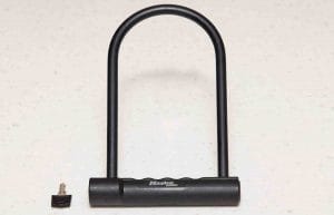 A picture of a bike lock.