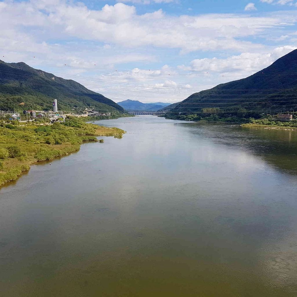 The Han River from Paldang Bridge (팔당대교) in the City of Hanam.