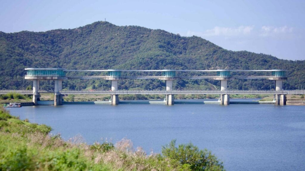 A view of Juksan Weir, a key hydrological structure on the Yeongsan River.