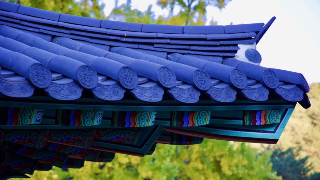 A picture of the front gate of Dodong Seowon Confucian Academy (도동서원) in Dalseong County, South Korea.