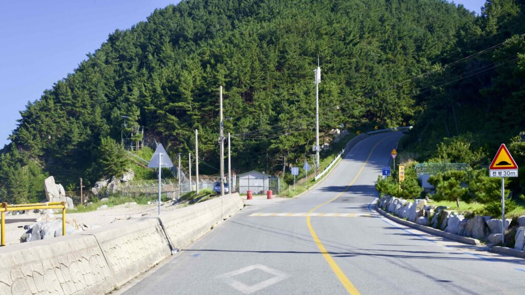 A picture of Sadong Port (사동항) in Uljin County, South Korea.
