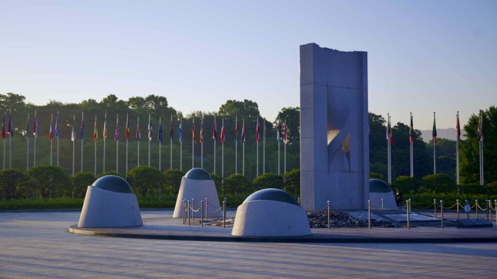 A picture of World Peace Gate (세계평화의문) in Olympic Park (올림픽공원) in the Songpa District in Seoul, South Korea.