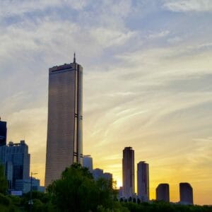 A picture of the 63 Building (63빌딩) in Yeouido Hangang Park (여의도한강공원) in Seoul, South Korea.