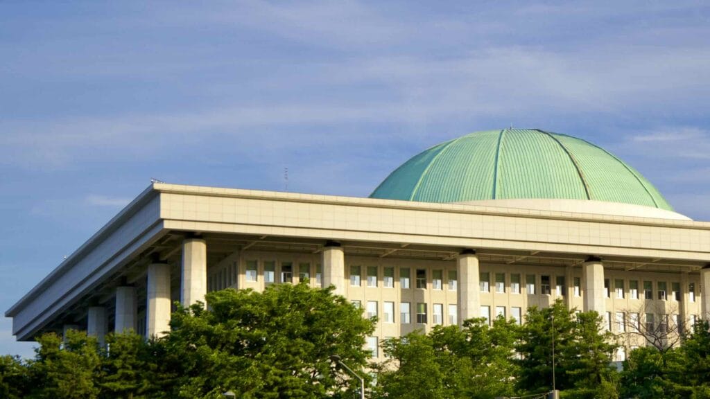 A picture of the National Assembly Building (국회의사당) in Yeouido Hangang Park (여의도한강공원) in Seoul, South Korea.