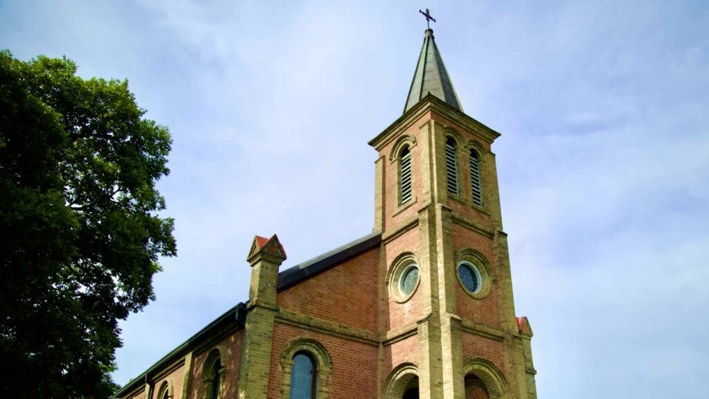 A picture of Gasil Catholic Church (가실성당) in Waegwan town (왜관읍) near the Nakdonggang Bike Path.