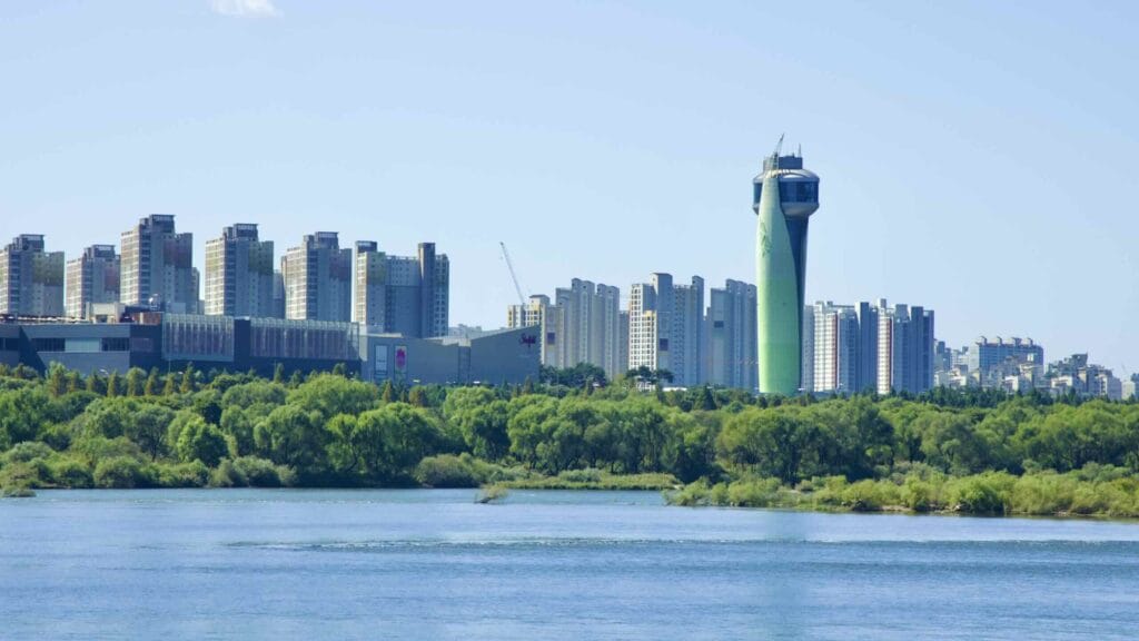 A picture of Hanam Union Tower (유니온타워) near the Hangang Bike Path in Hanam City, South Korea.