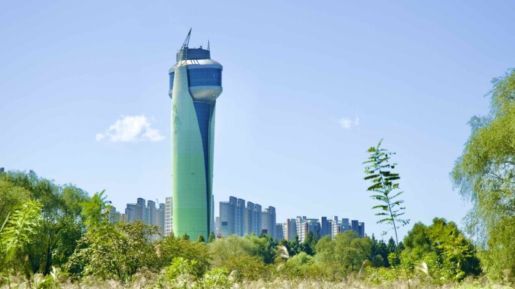 A picture of Hanam Union Tower (유니온타워) near the Hangang Bike Path in Hanam City, South Korea.
