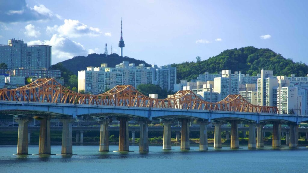 Hangang Bike Path - Seoul - Jamwon Hangang Park - Dongho Bridge Namsan Mountain Tower Close