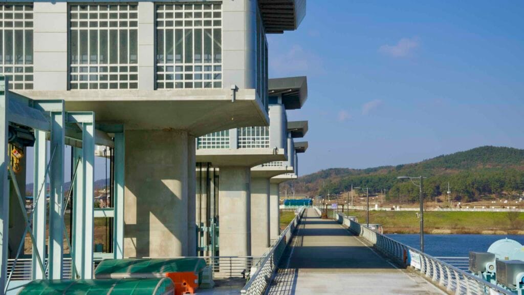 Nakdan Weir