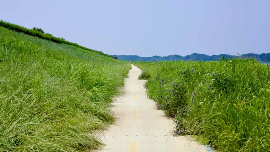 cycling tourism