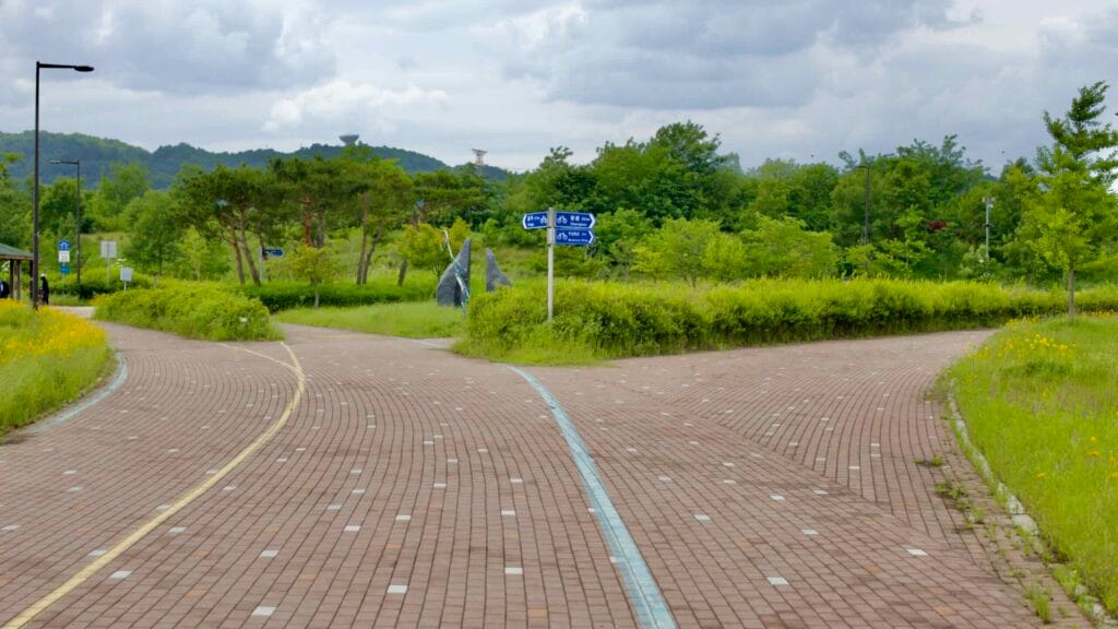 cycling tourism