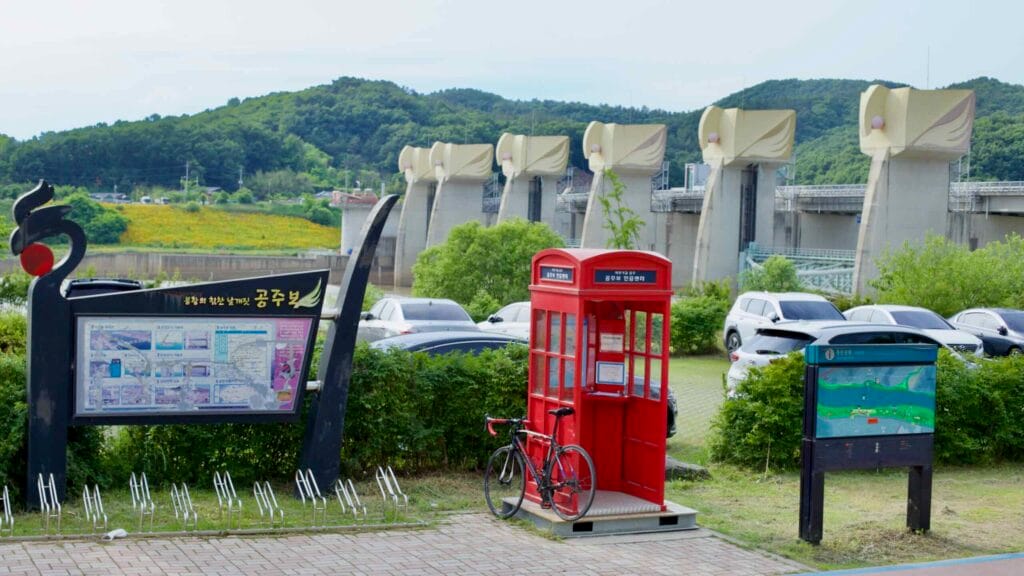 cycling tourism