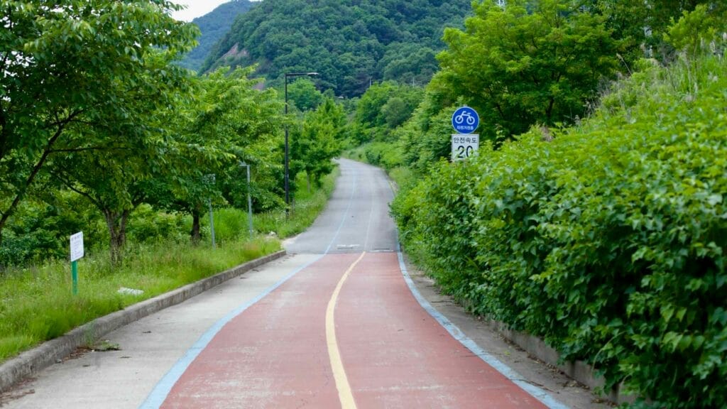 cycling tourism