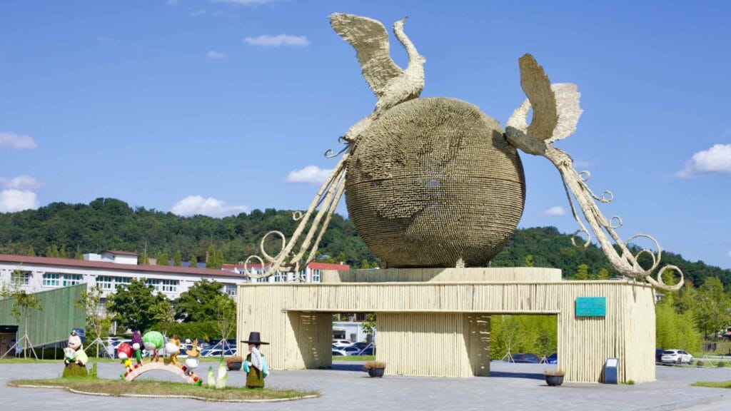 bamboo sculpture