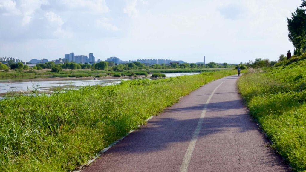 cycling tourism