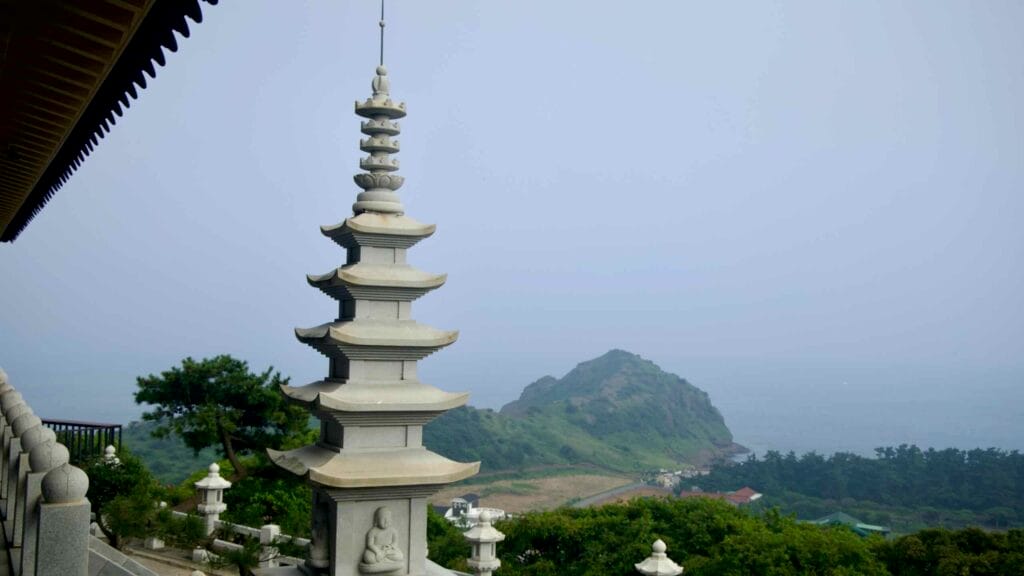 Stone pagoda on Bomunsa’s terrace faces the Sagye coastline and headland.