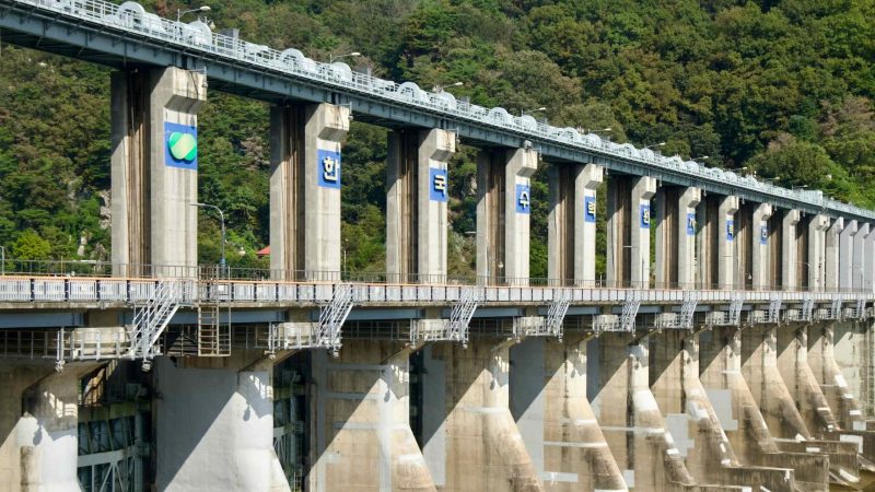 Uiam Dam’s pillars and gates stand over the North Han River.