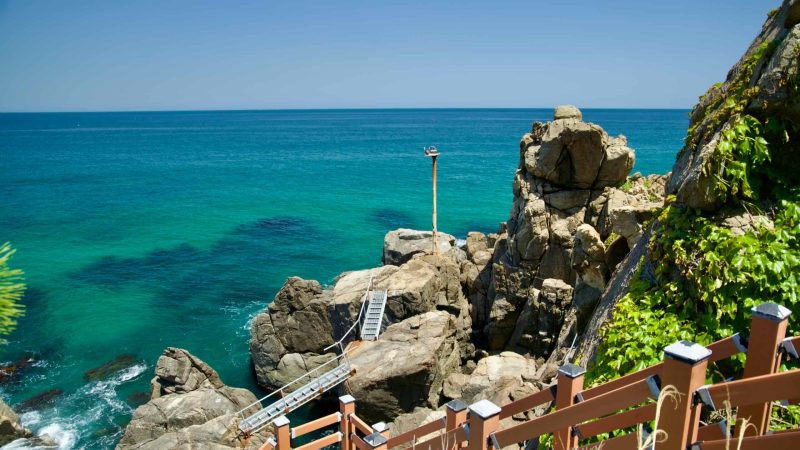 The rocky cliffs and waters of the East Sea as seen from Isabu Road.