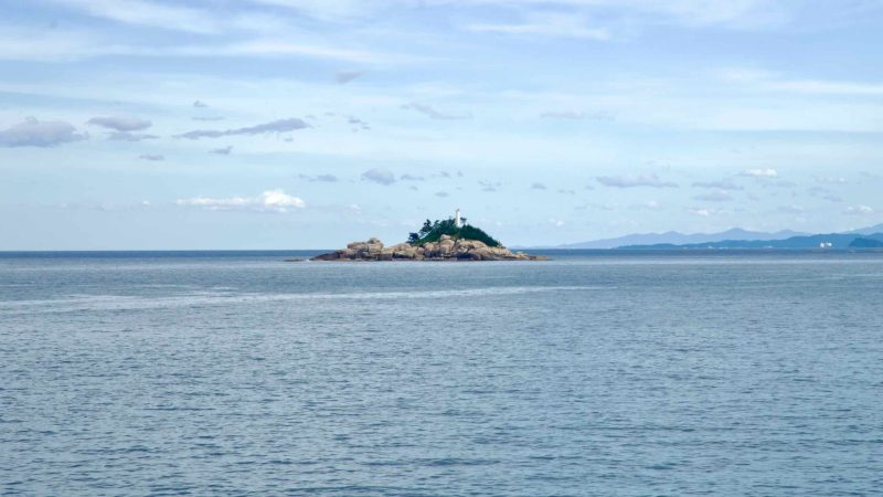 island lighthouse