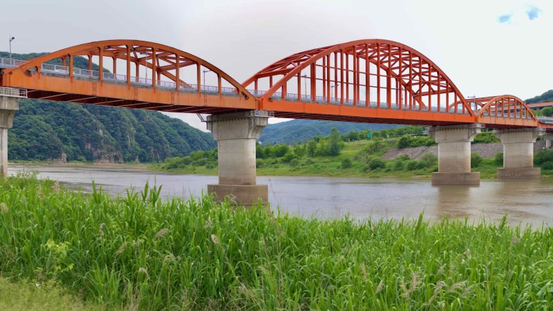 red bridge