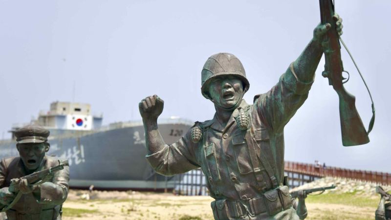 A picture of Jangsa Landing Operation Victory Memorial Hall (장사상륙작전전승기념관) at Jangsa Beach, Yeongdeok County, South Korea.