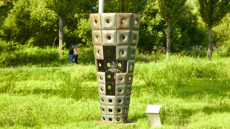A picture of Han River "Heung" Project sculptures in Jamwon Hangang Park (잠원한강공원) in Seoul, South Korea.