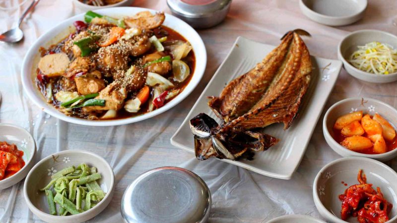 A picture of Jjimdak, or glass noodles with chicken, and salted mackerel, an Andong City specialty.