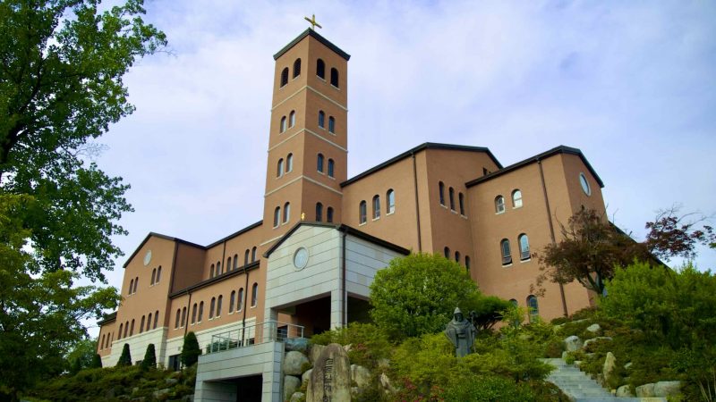 A picture of Order of St. Benedict Waegwan Abbey (왜관성베네딕도수도원) in Waegwan town (왜관읍) near the Nakdonggang Bike Path.