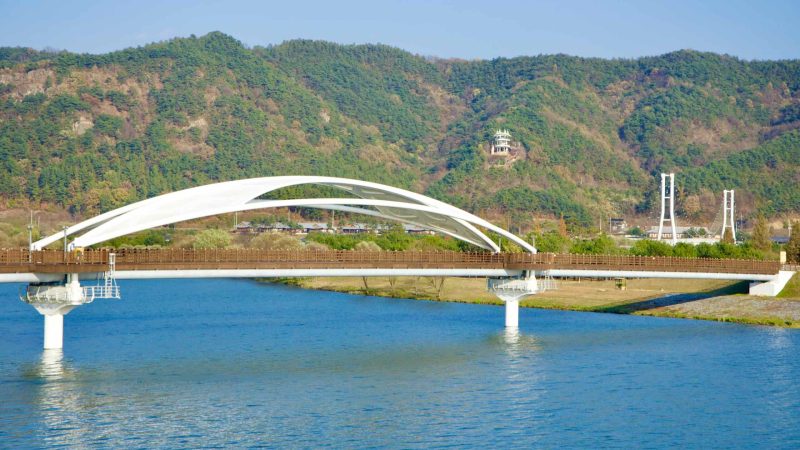 A picture of Gyeongcheon Bridge leading to Gyeongcheon Island Park near Sangju City, South Korea.