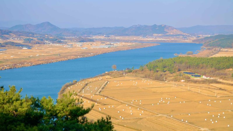 A picture of Gyeongcheondae Terrace (경천대) along the Nakdong River in Sangju City, South Korea.