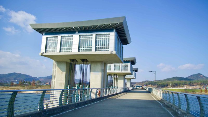 Nakdan Weir on the Nakdong River, showcasing a fusion of contemporary design and historical elements.