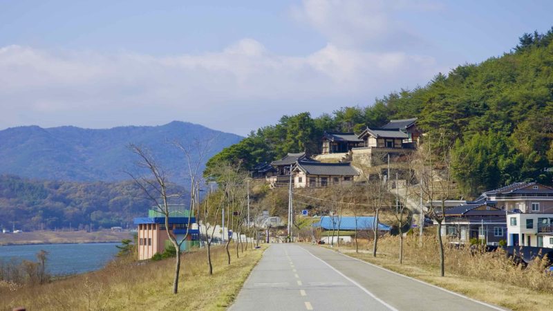 A picture of Wolamseowon Confucian Academy (월암서원) along the Nakdonggang Bike Path over the Nakdong River in Gumi City.
