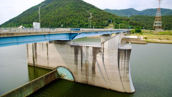 A picture of Changnyeong Haman Weir (창녕함안보) on the Nakdong River from the Nakdonggang Bike Path.