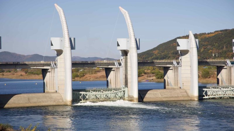 A picture of the Hapcheon Changnyeong Weir (합천창녕보) in Hapcheon and Changnyeong Counties, South Korea.