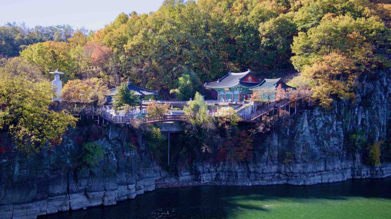A picture of the Neunggasa Temple (능가사) over the Nakdong River in Namji Town, Changnyeong County, South Korea.