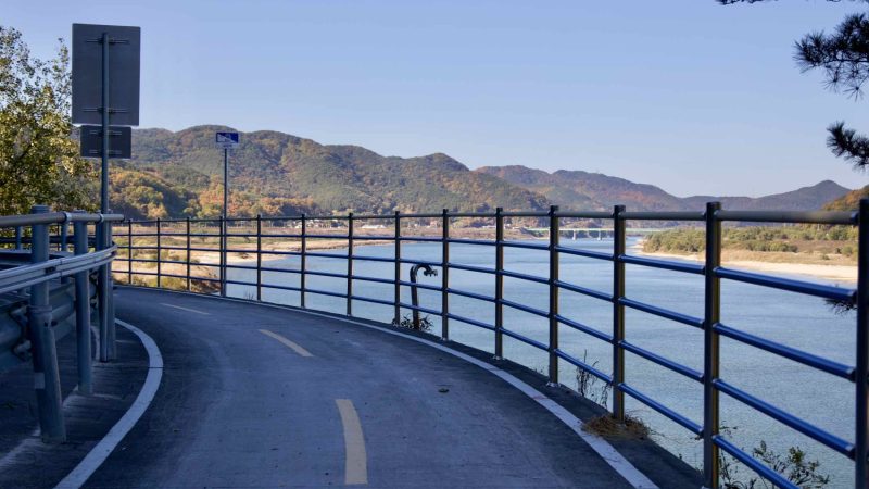 Nakdonggang Bike Path - Daegu Changnyeong - Uiryeong County Bike Path River and Mountains